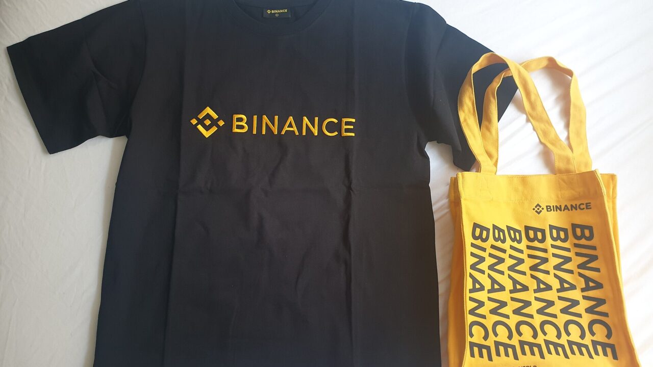Binance t-shirt and bag.